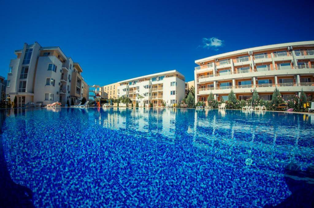 Apartment In Nessebar Fort Club Sunny Beach Exterior photo